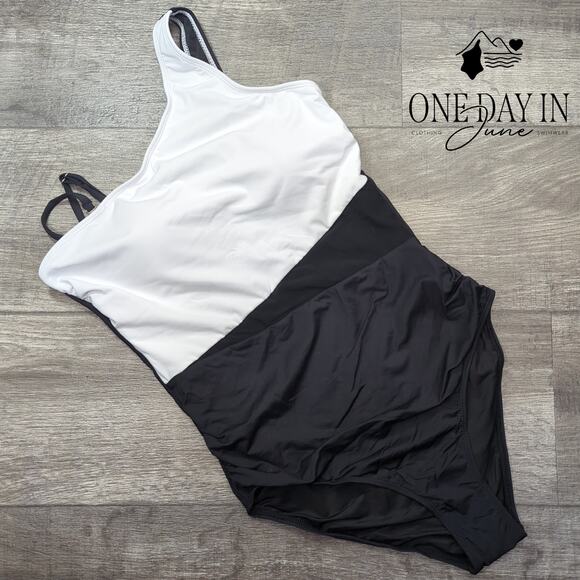 Yonique One Shoulder Mesh Cut Out One Piece Swimsuit Size M - Picture 3 of 7